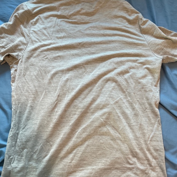 T shirt - Picture 3 of 3